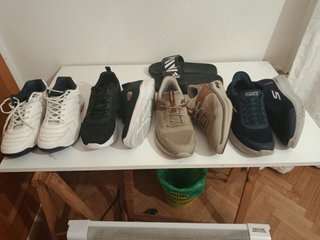 Pack de 4 pares de zapatillas y chanclas