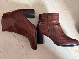 Botines Joni de Piel Marrón