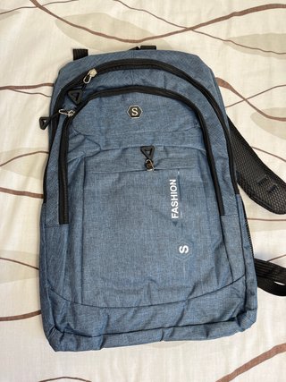 NO SE HA USADO - Mochila de Viaje Azul por 6€