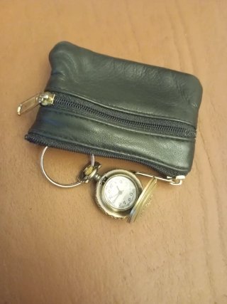 Reloj de Bolsillo con Llavero Monedero