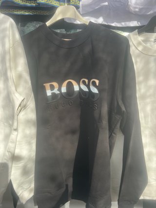 Sudadera Hugo Boss Negra y blanca  Todas las talla