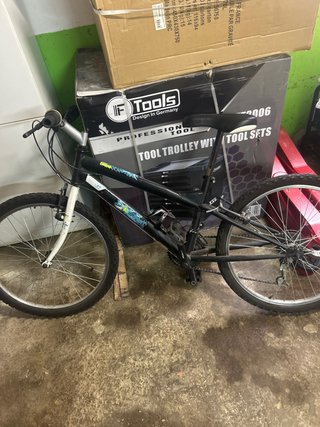 Bicicleta de Montaña Negra