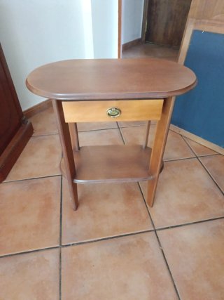 Mesita Auxiliar de Madera