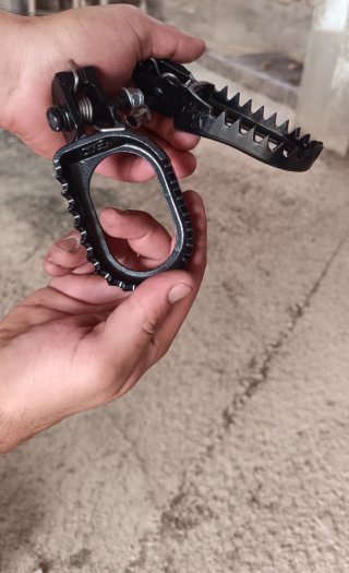 Estriberas S3 Punk para Moto