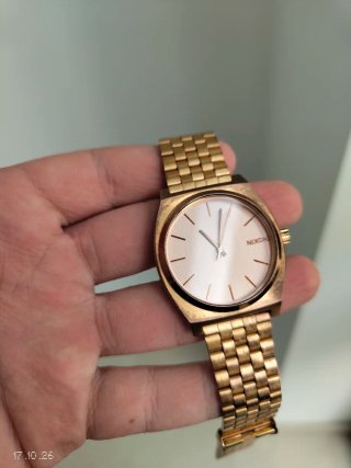 Reloj Nixon Time Teller Dorado