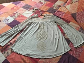 Blusa blanca de Desigual