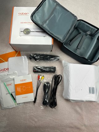 Proyector Yaber V5 Mini Portátil nuevo
