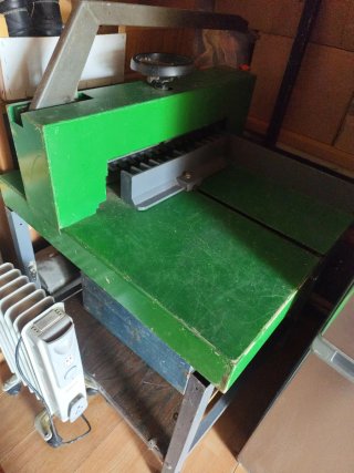 Guillotina de Papel Industrial