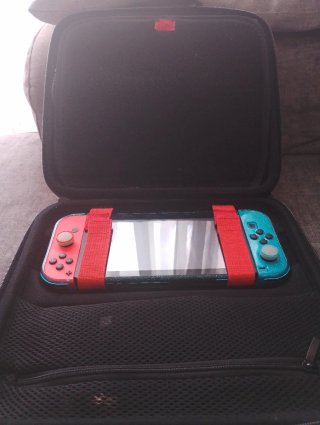 Nintendo Switch (Azul y Rojo)