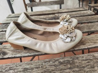 Zapatos Pitillos Dorados