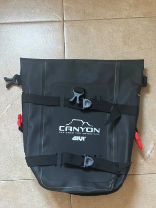 Maletas Givi Canyon Adventure