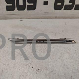 MOLDURA DERECHA REJILLA PARAGOLPE DELANTERO RENAUL