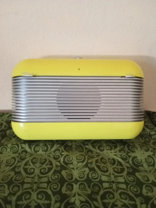 Radio Transistor Amarilla