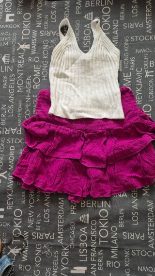 Lote Falda Morada y Top Blanco Talla Única
