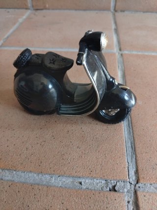 Hucha Vespa Scooter Nero