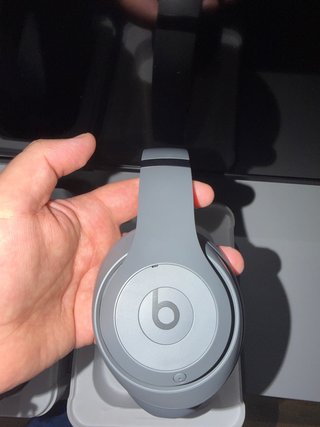 Auriculares Beats Studio Pro Gris