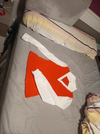 Camisa Combinada Naranja y Blanca