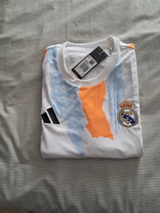 Camiseta Real Madrid