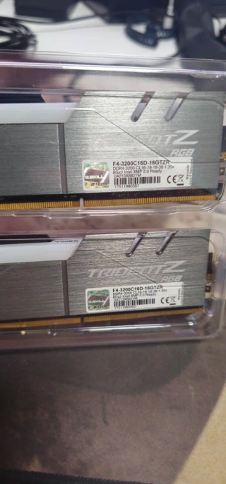 Memoria RAM G.SKILL Trident Z 32GB (2x16GB)