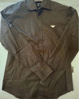 Camisa Emporio Armani + vaqueros cortos Levis