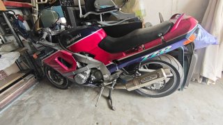Kawasaki ZZR 600