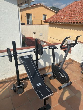 Pack Gimnasio: Bici Estática y Banco de Pesas