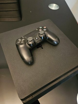 Consola PlayStation 4 (PS4) Negra