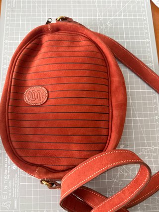 Bolso de piel Surkana rojo