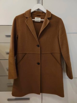Abrigo de mujer/niña Zara camel. Talla 13-14 años