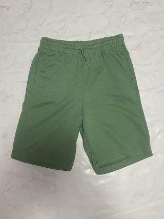 Pantalón Corto Verde Básico