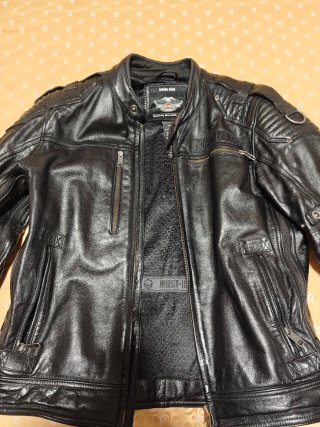 Cazadora de Piel Harley Davidson