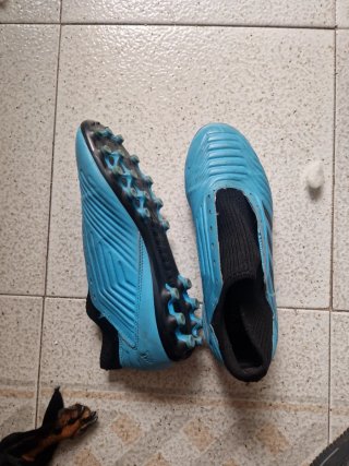 Botas de fútbol Adidas azules