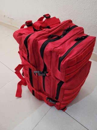 MOCHILA TACTICA MILITAR COLOR ROJA _
