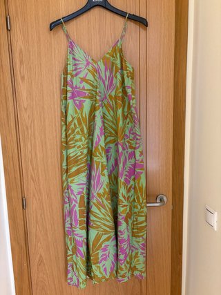 Vestido largo estampado de tirantes Zara