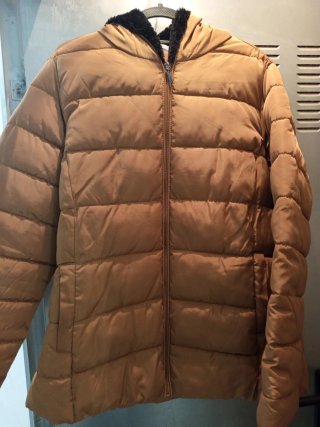 Parka acolchada marrón