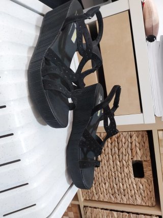 Sandalias 24 Horas Negras