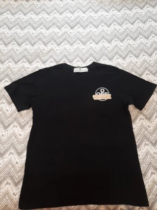 Camiseta Off-White Negra