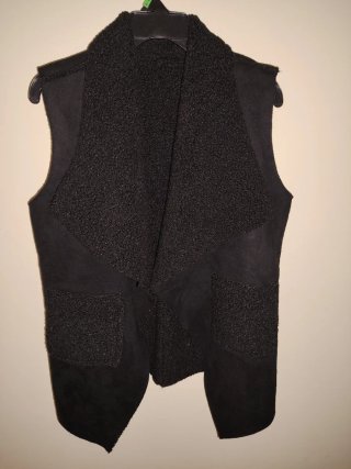 Chaleco Negro con Textura