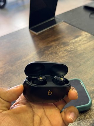Auriculares Beats Studio Buds Negros A2870