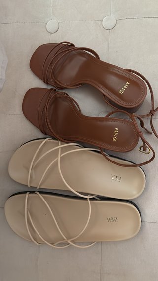 2 Pares de Sandalias Mango y Zara