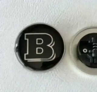 Brabus Logo Insignia Capó Mercedes