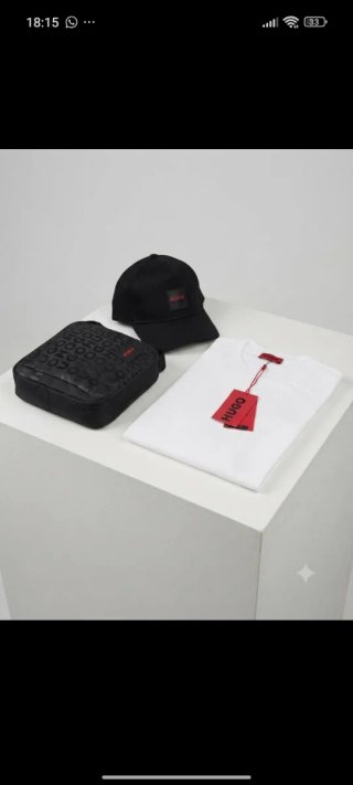 Conjunto Hugo Boss: Gorra, Bolso y Camiseta