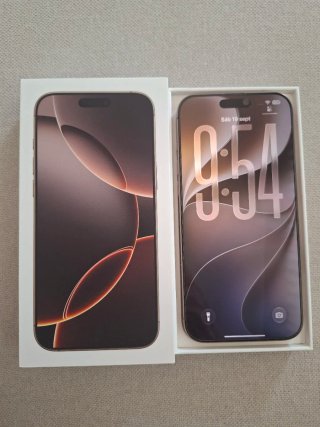iPhone 16 Pro Max 256GB Gold