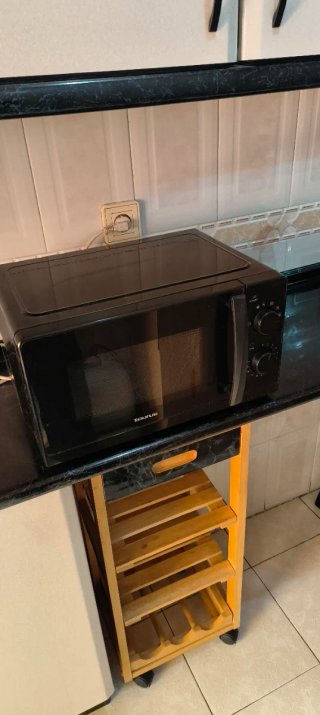 Microondas Taurus 20L 700W