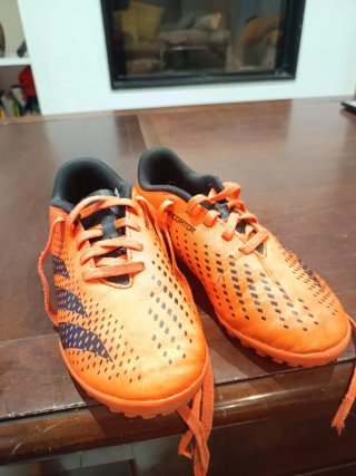 Botas de fútbol Adidas Predator niño