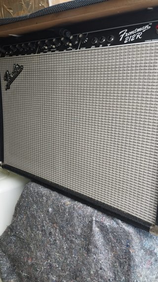 Amplificador Guitarra Fender Frontman 212R 100W Re