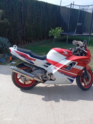 Moto Honda CBR 600F