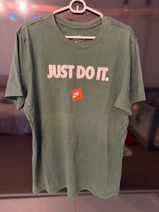 Camiseta Nike Verde Just Do It