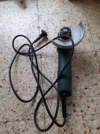 Amoladora Radial Pequeña