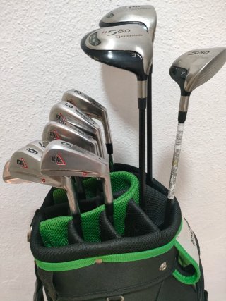 Set completo de Palos de Golf TaylorMade.